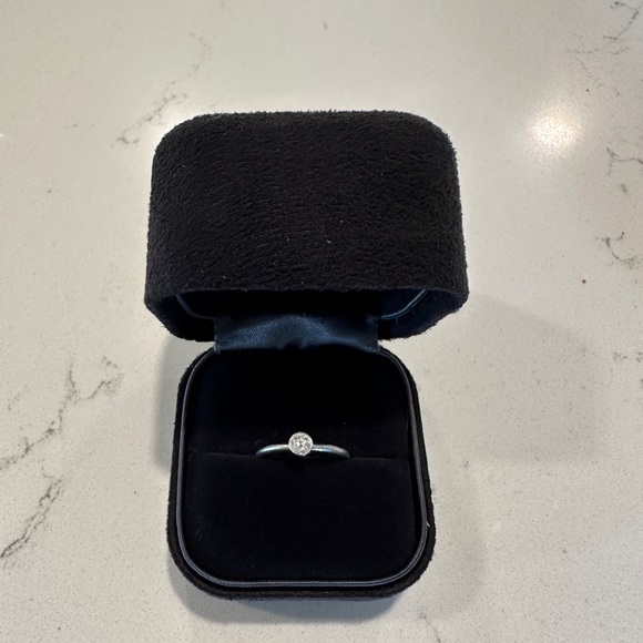 Tiffany & Co Diamond Ring - Picture 1 of 5